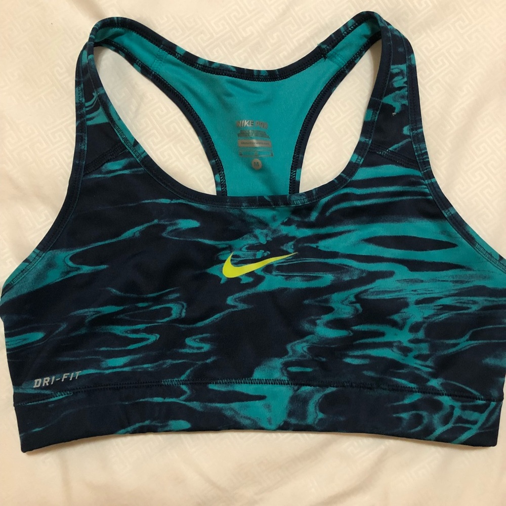 NIKE SPORTS BRA